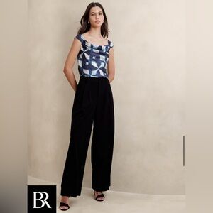 Banana Republic Cowl-Neck Top Size S